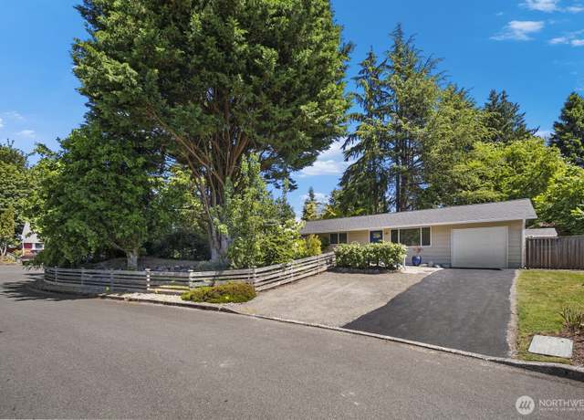 Property at 422 210th St SW, Lynnwood, WA 98036, 3 beds, 1 bath