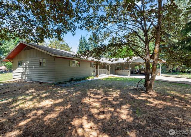 Property at 9327 E Leavenworth Rd, Leavenworth, WA 98826, 3 beds, 2 baths