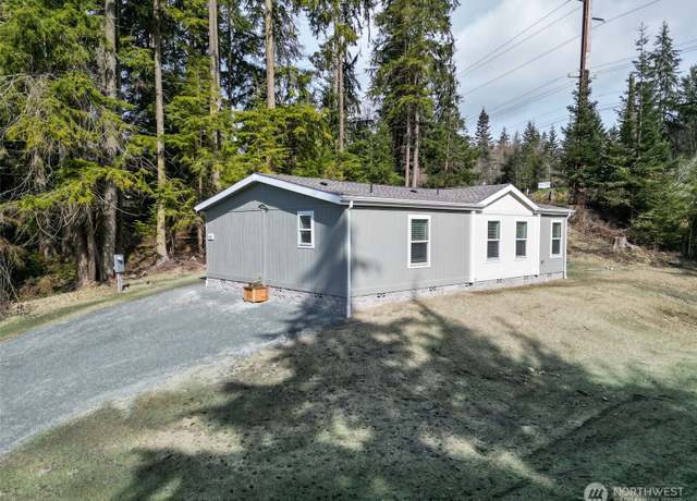 Property at 464 Sycamore Rd, Coupeville, WA 98239, 3 beds, 2 baths