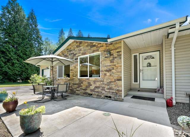 Property at 9019 Salmon Creek Ln, Blaine, WA 98230, 3 beds, 2 baths