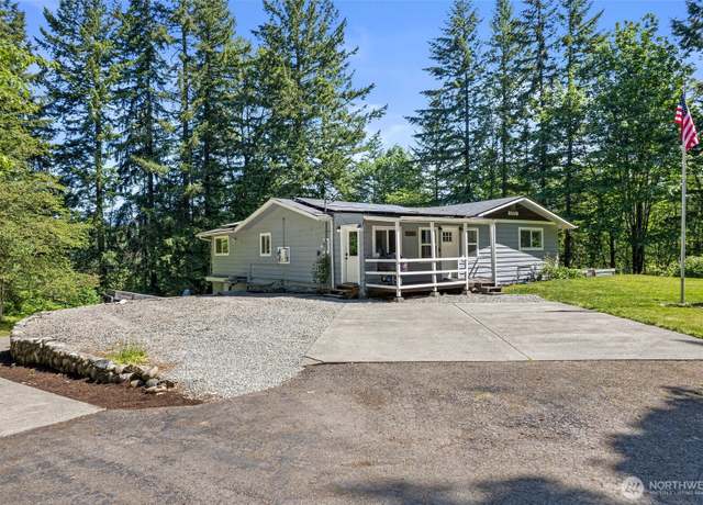 Property at 23002 SE 192nd St, Maple Valley, WA 98038, 4 beds, 3 baths