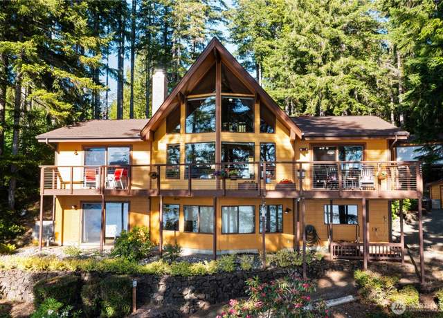 Property at 160 E Fern Creek Rd, Shelton, WA 98584, 2 beds, 3 baths