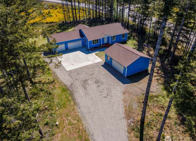 Property at 10 E Probert Rd, Shelton, WA 98584, 3 beds, 2 baths