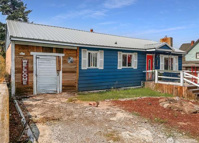 Property at 106 S 4th St, Odessa, WA 99159, 2 beds, 1 bath