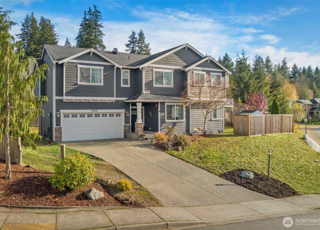 Property at 6398 Juanita Cir NE, Bremerton, WA 98311, 4 beds, 2.5 baths