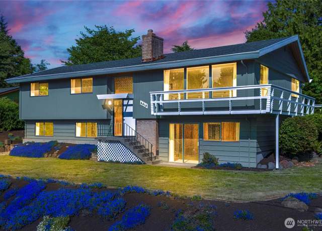 Property at 4414 Merlie Ave NE, Bremerton, WA 98310, 5 beds, 3 baths