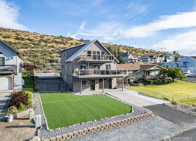 Property at 180 W Entiat Dr, Orondo, WA 98843, 3 beds, 2 baths