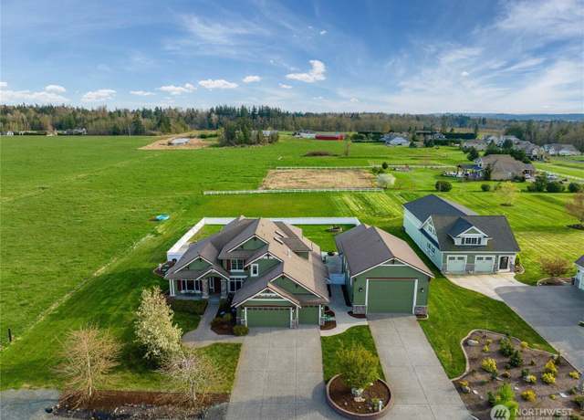 Property at 14394 Roadrunner Ln, Burlington, WA 98233, 4 beds, 2.5 baths