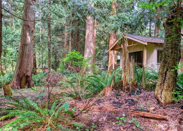 Property at 25 Burns Way, Point Roberts, WA 98281