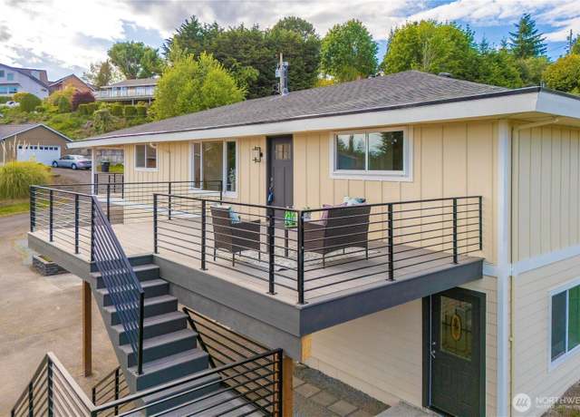 Property at 21326 5th Ave S, Des Moines, WA 98198, 6 beds, 4 baths