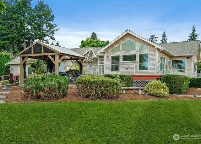 Property at 8328 NE 117th St, Kirkland, WA 98034, 5 beds, 4 baths