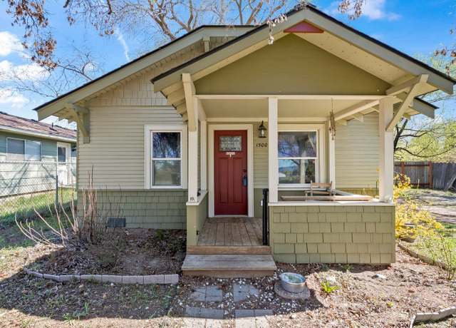 Property at 1500 N Brooklane St, Ellensburg, WA 98926, 2 beds, 1.5 baths