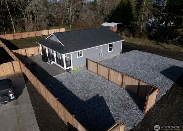 Property at 708 N 3rd St, Westport, WA 98595, 2 beds, 2 baths