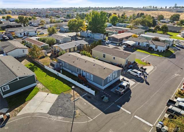 Property at 900 N Grape Dr #70, Moses Lake, WA 98837, 3 beds, 2 baths