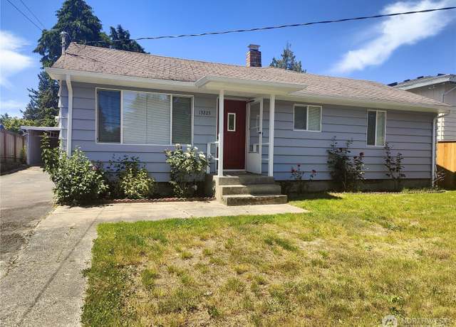 Property at 13223 4th Ave SW, Burien, WA 98146, 4 beds, 2 baths