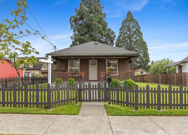 Property at 1509 Fourth St, Snohomish, WA 98290, 2 beds, 1 bath