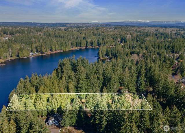 Property at 2529 E Beaver Lake Dr SE, Sammamish, WA 98075, 3 beds, 2 baths