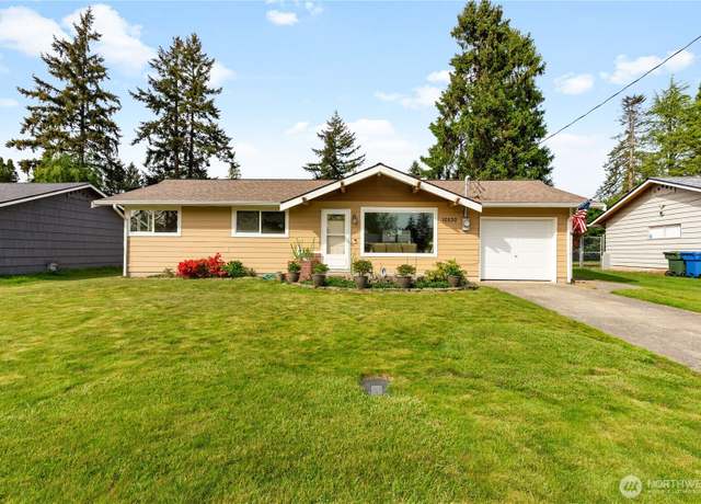 Property at 10530 SE 229th Pl, Kent, WA 98031, 3 beds, 1 bath