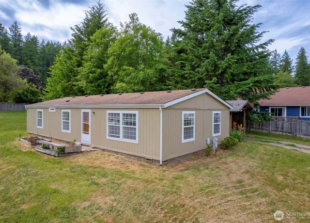 Property at 2474 S Flower Ave, Port Orchard, WA 98366, 3 beds, 2 baths