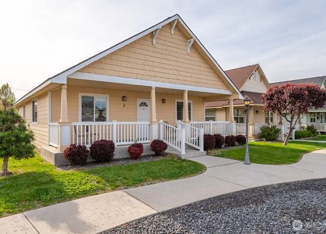 Property at 123 E 9th Ave #3, Moses Lake, WA 98837, 3 beds, 2 baths