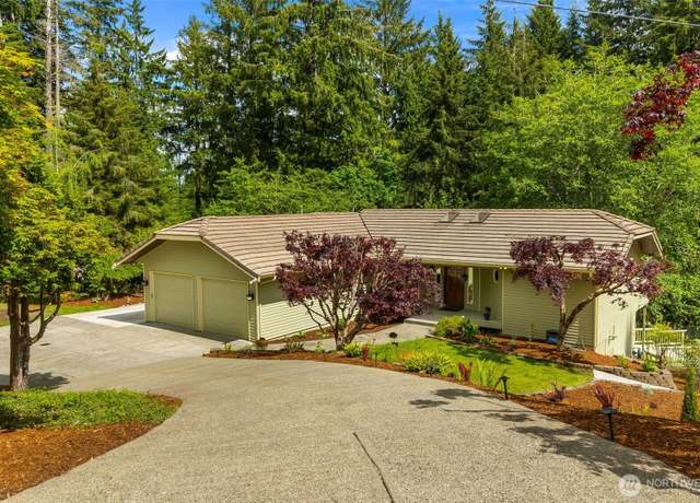 Property at 434 N 8th St, Montesano, WA 98563, 4 beds, 2 baths