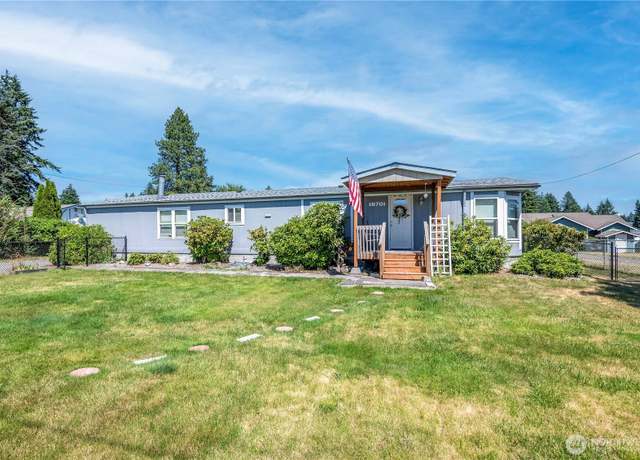 Property at 16701 Waller Rd E, Tacoma, WA 98446, 4 beds, 2 baths