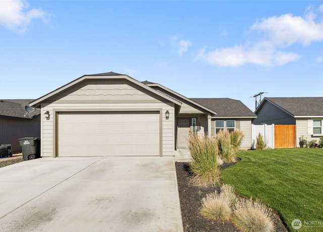 Property at 579 S Rees St, Moses Lake, WA 98837, 3 beds, 2 baths