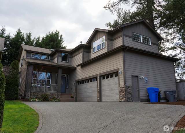 Property at 1815 Camas Ave NE, Renton, WA 98056, 4 beds, 3 baths