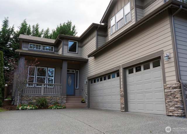 Property at 1815 Camas Ave NE, Renton, WA 98056, 4 beds, 3 baths