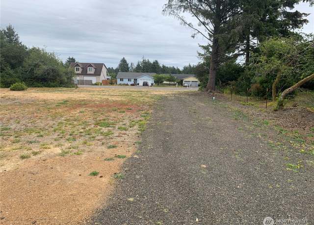 Property at 422 Orion Ave SW, Ocean Shores, WA 98569