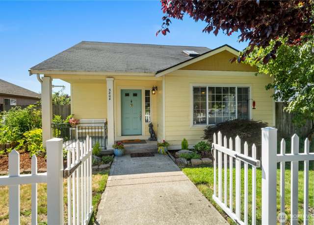 Property at 5404 Parker Rd E, Sumner, WA 98390, 3 beds, 2 baths
