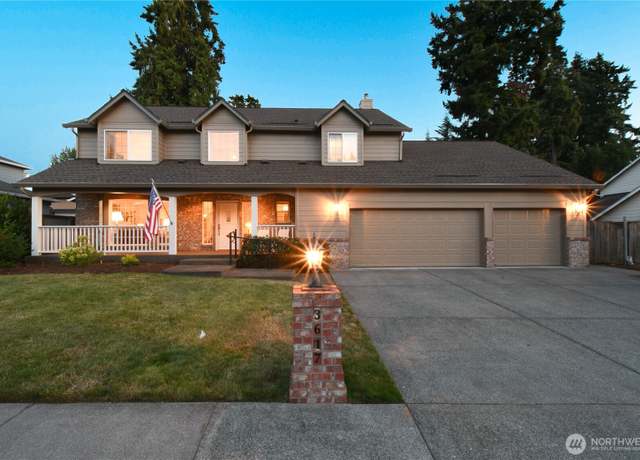Property at 3617 NE 101st St, Vancouver, WA 98686, 5 beds, 3.5 baths