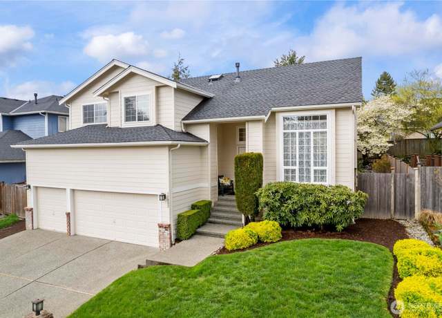 Property at 12932 SE 308th Pl, Auburn, WA 98092, 4 beds, 3 baths