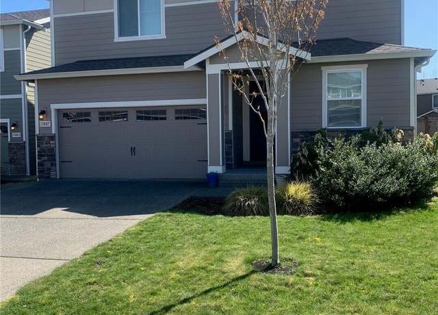 Property at 13807 63rd Ave E, Puyallup, WA 98373, 3 beds, 2.5 baths