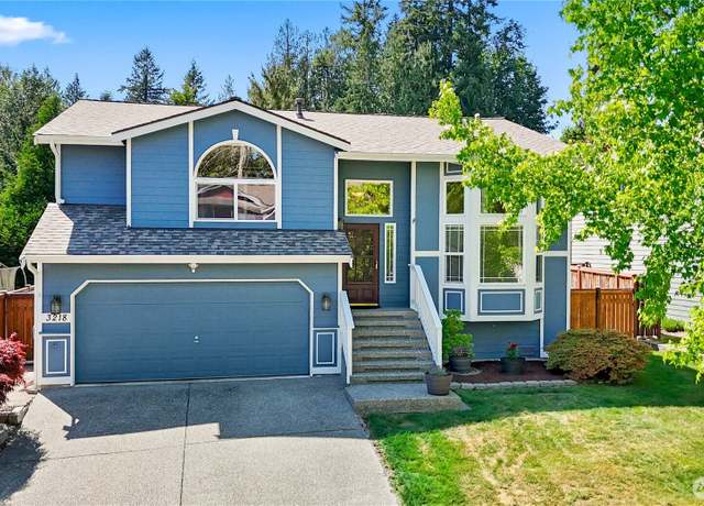 Property at 3218 127th Ave NE, Lake Stevens, WA 98258, 4 beds, 3 baths