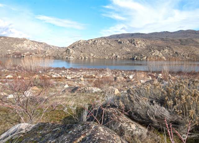Property at 5 Boulder Gulch Loop, Pateros, WA 98846