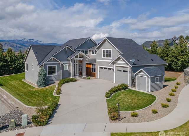 Property at 818 S Lamplight Ln, East Wenatchee, WA 98802, 4 beds, 2.5 baths