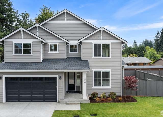 Property at 15207 106th Ave E, Puyallup, WA 98374, 3 beds, 3 baths