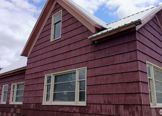 Property at 305 S Central Ave, Waterville, WA 98858, 3 beds, 1 bath