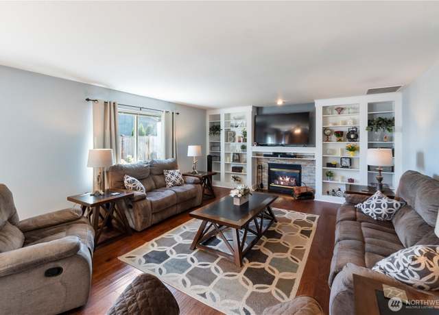 Property at 8618 196th Street Ct E, Spanaway, WA 98387, 4 beds, 2.5 baths