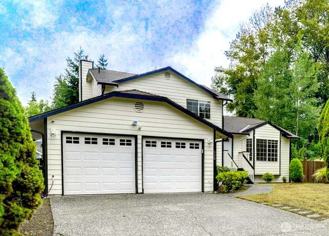 Property at 532 198th St SE, Bothell, WA 98012, 4 beds, 3 baths