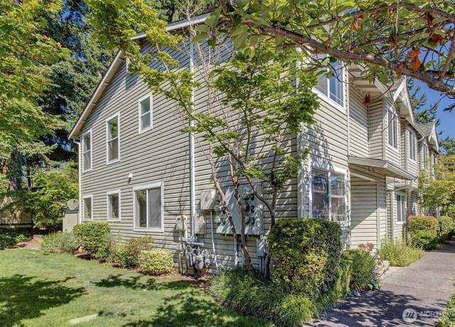 Property at 6128 202nd St SW #101, Lynnwood, WA 98036, 2 beds, 1.5 baths