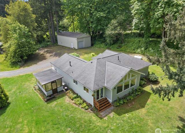 Property at 16100 SE 113th Pl, Renton, WA 98059, 3 beds, 2 baths