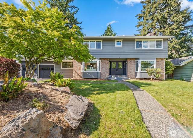 Property at 12514 SE 16th St, Bellevue, WA 98005, 4 beds, 2.5 baths