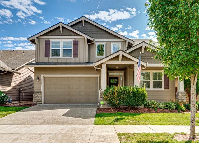 Property at 12805 NE 102nd St, Vancouver, WA 98682, 4 beds, 2.5 baths
