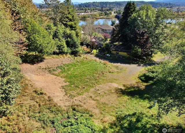 Property at 1129 Wildwood Ave, Raymond, WA 98577