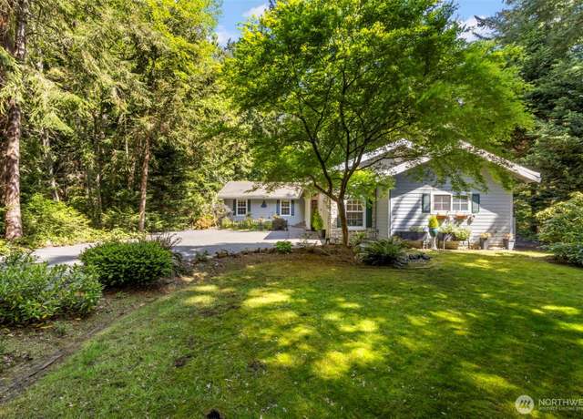 Property at 254 Cedarview Dr, Port Townsend, WA 98368, 3 beds, 2.5 baths