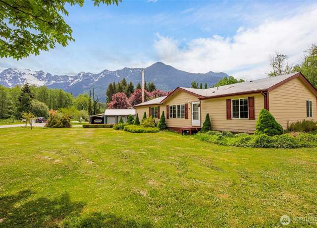 Property at 31312 370th Ave NE, Arlington, WA 98223, 3 beds, 2 baths