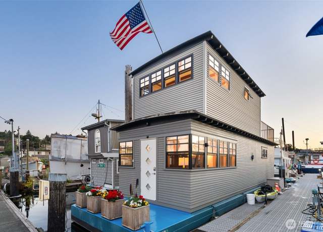 Property at 360 W Ewing St Unit D3, Seattle, WA 98119, 1 bed, 2 baths