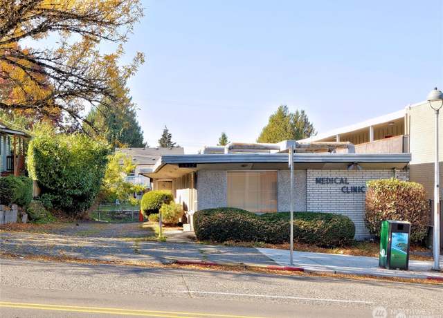 Property at 6517 35th Ave SW, Seattle, WA 98126